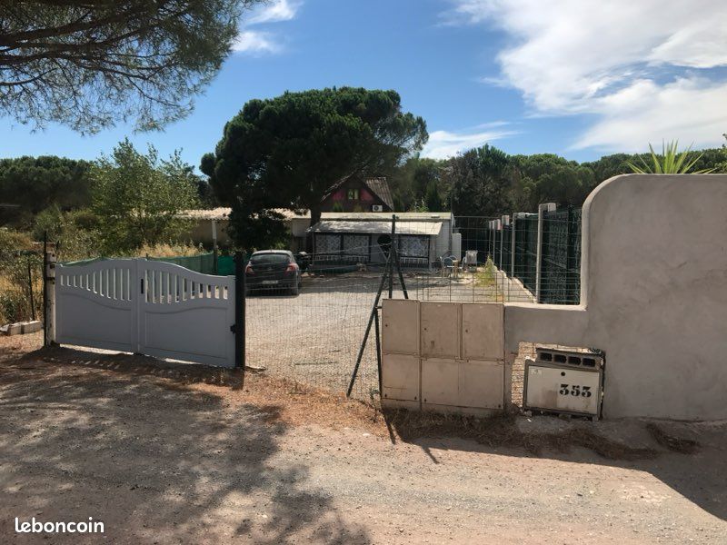 Terrain 1000m2 non constructible · à Fréjus · 105 000 €