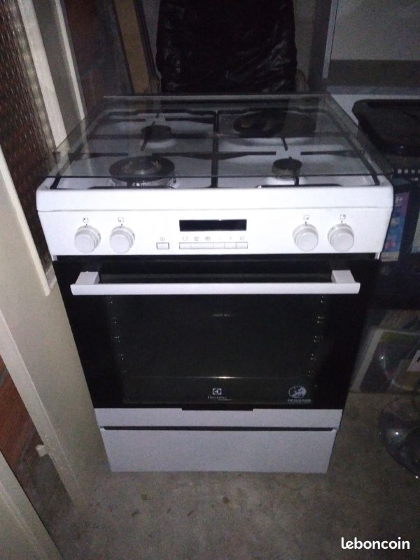 Cuisinière (image 1)