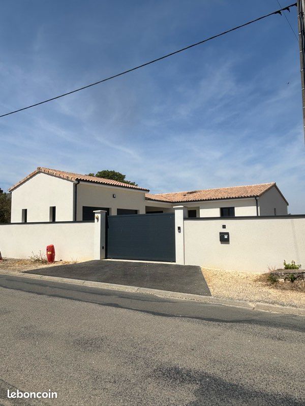 Maison 4 pièces 110 m² · à Champigny en Rochereau · 110 m² · 249 000 €