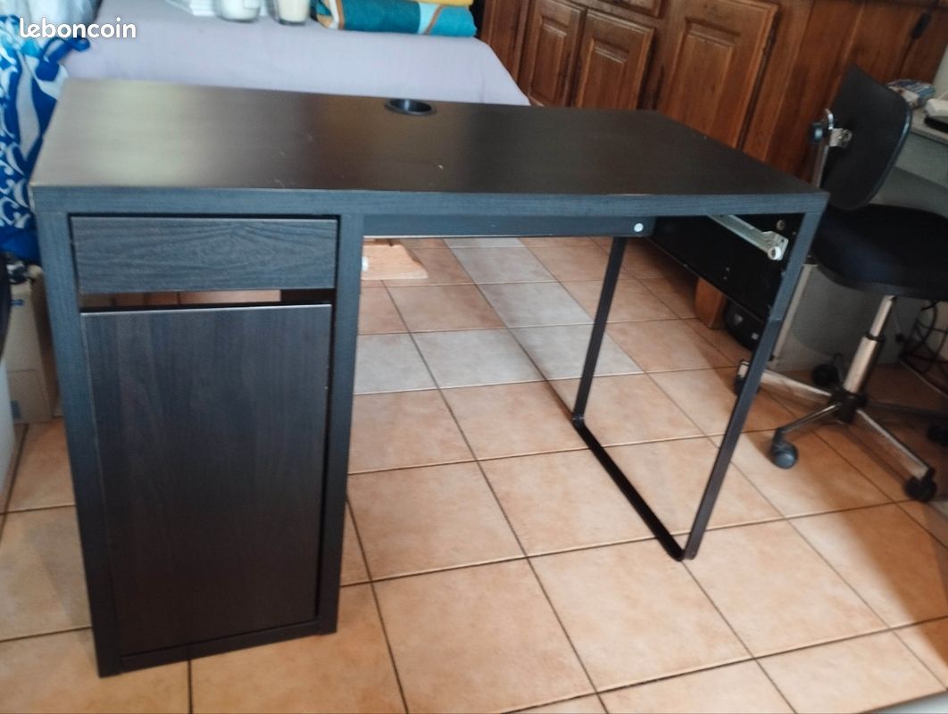 Vente ou échange - Bureau Micke Ikea état satisfaisant (image 6)