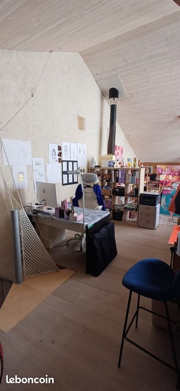 1 pièce 9 m² · à Sergy · 9 m² · 250 €/mois