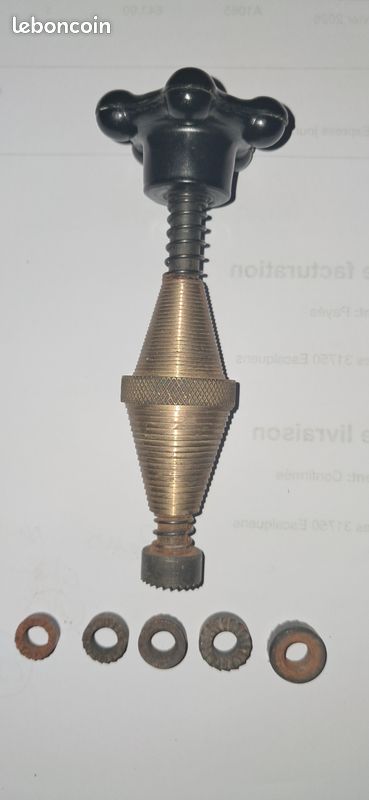 Outil de fraisage de siège de robinet (image 1)