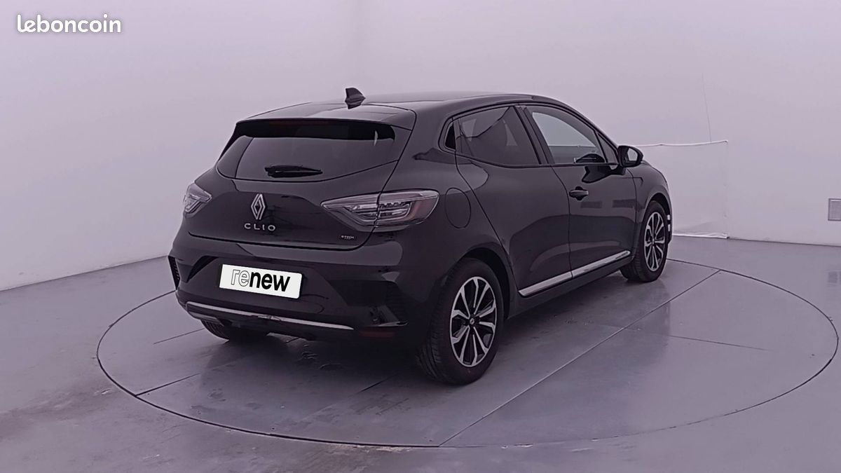Renault clio e tech full hybrid 145 ch gsr2 techno (image 2)