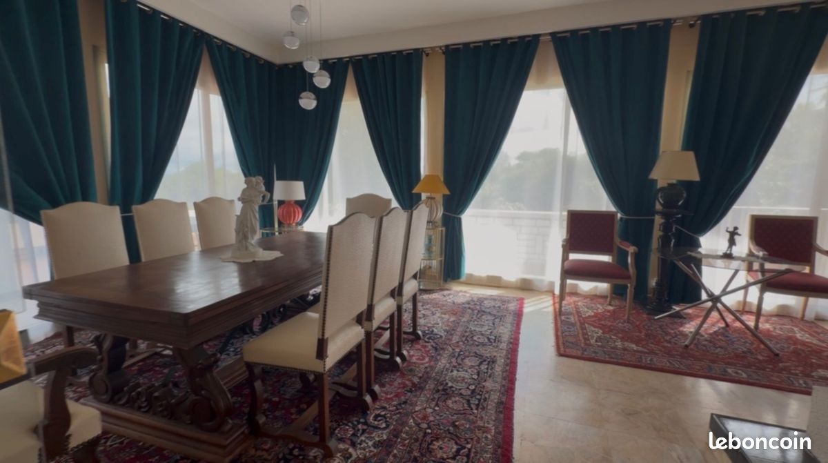 Maison 5 pièces 248 m² · à Sainte-Livrade-sur-Lot · 248 m² · 304 000 €