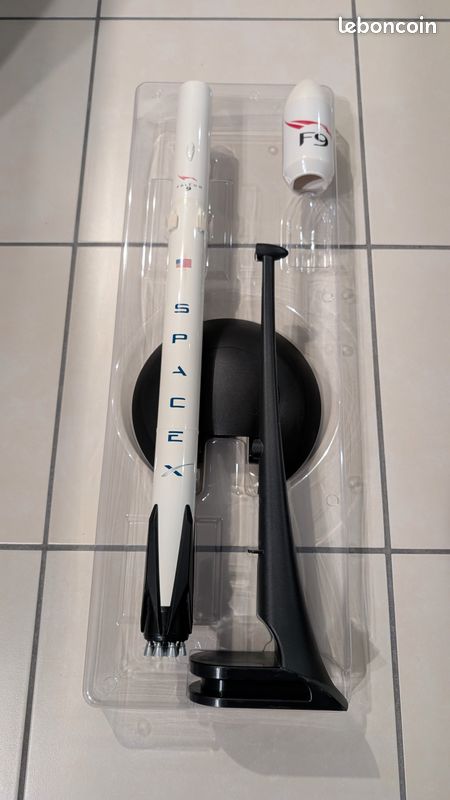 BDXZJ Falcon 9 Modèle Fusée Vaisseau Spatial Dragon Habité 1:233, 3 Pièces Une Simulation de Décorations d'art de Modèle pour Adultes Et Enfants