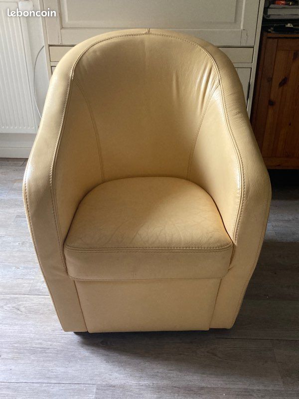 Fauteuil cabriolet cuir jaune sable (image 1)
