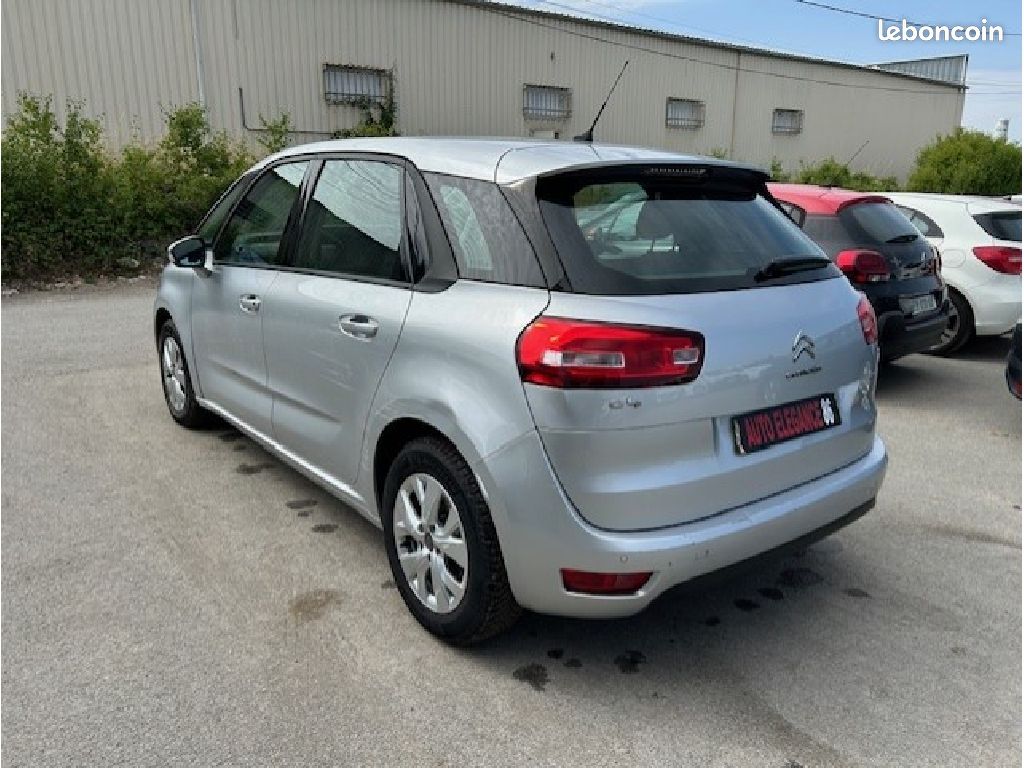 Citroën C4 Picasso PureTech 110 SetS Attraction (image 4)