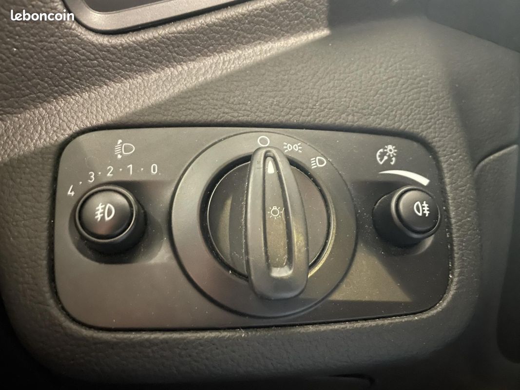 Ford c-max 1.0 ecoboost 100 trend (image 23)