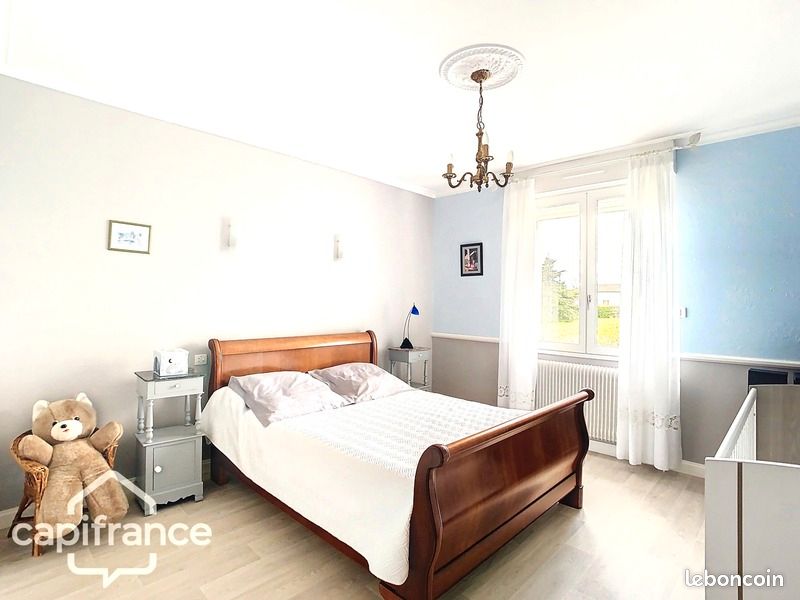 Maison 7 pièces 173 m² - Saint-Varent 79330 (image principale 14)