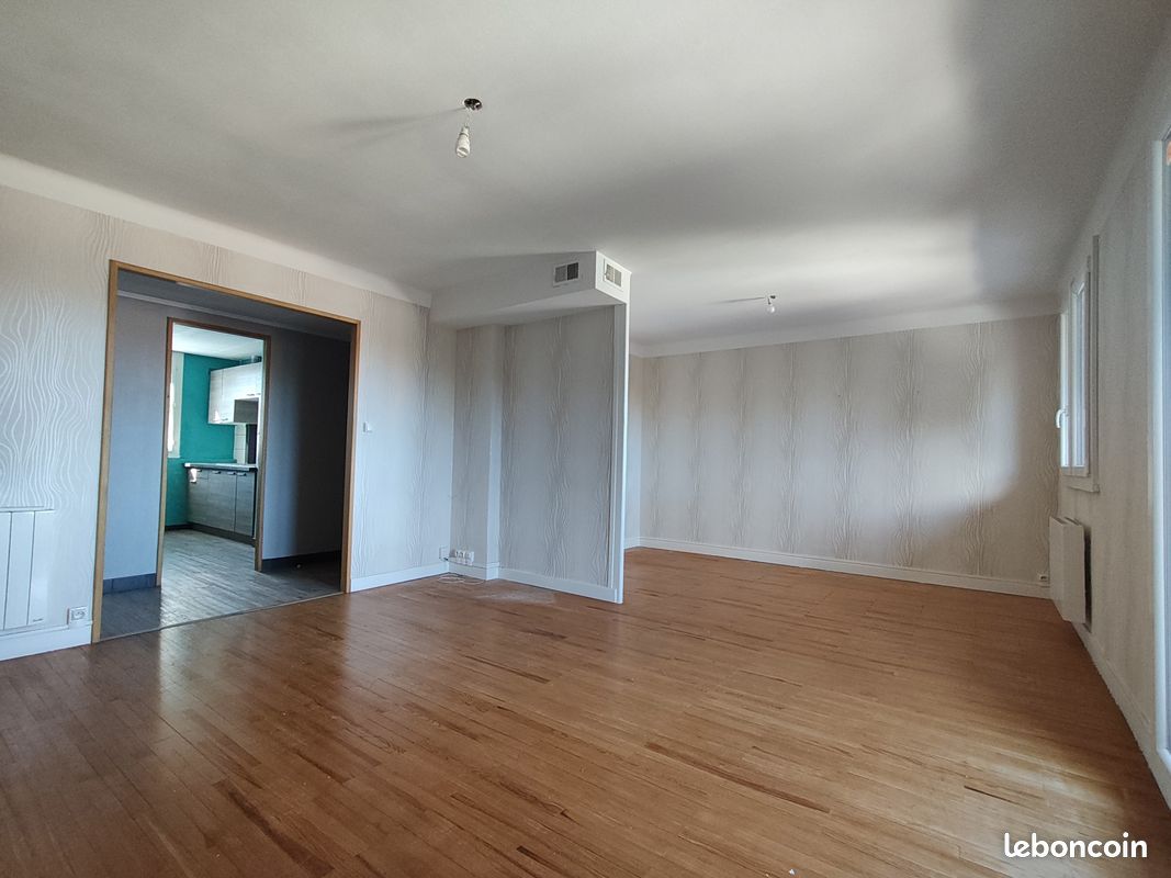 Appartement 3 pièces 73 m² · à Pont-de-Chéruy · 73 m² · 169 000 €