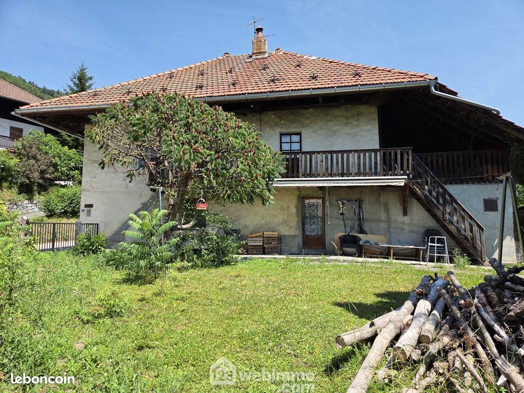 Maison 6 pièces 144 m² · à Pallud · 144 m² · 260 000 €