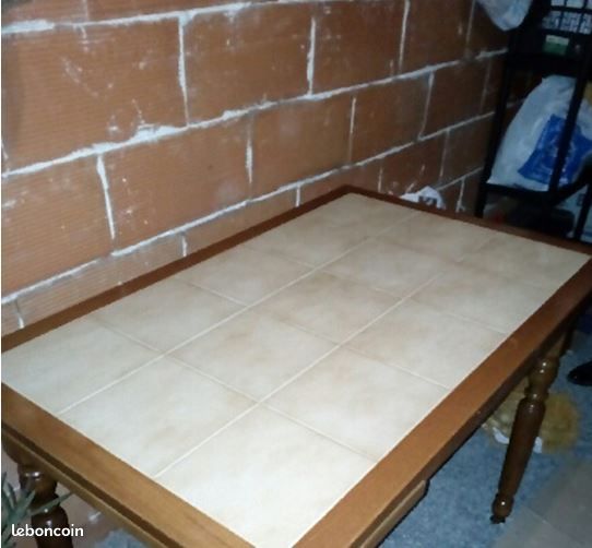 Table de cuisine (image 1)
