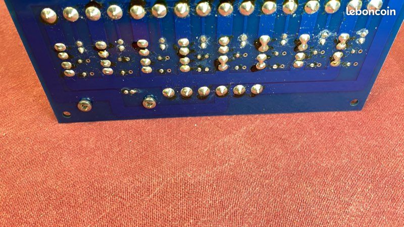 Répartiteur distributeur 12V avec fusible (image 4)
