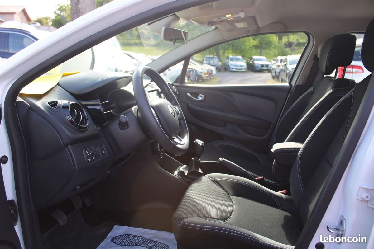 Renault CLIO 4 PHASE II TCE 90 CV BUSINESS GPS MÉDIA USB RÉGULATEUR BLUETOOTH CLIM AUTO RADARS (image 7)