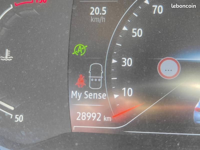 Renault Clio 1.0 TCe 90ch Intens (image 22)