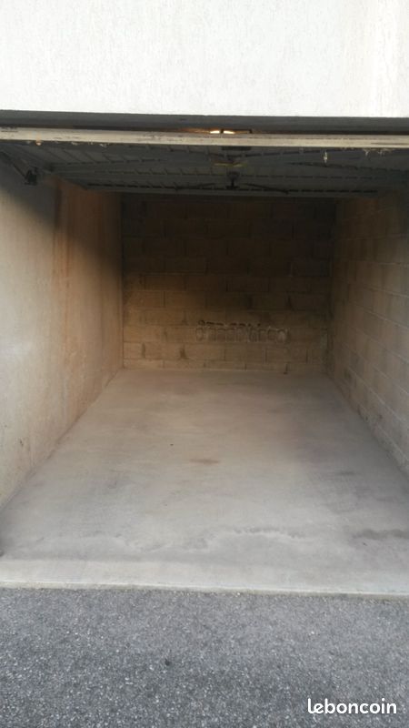 Garage à louer (image 3)