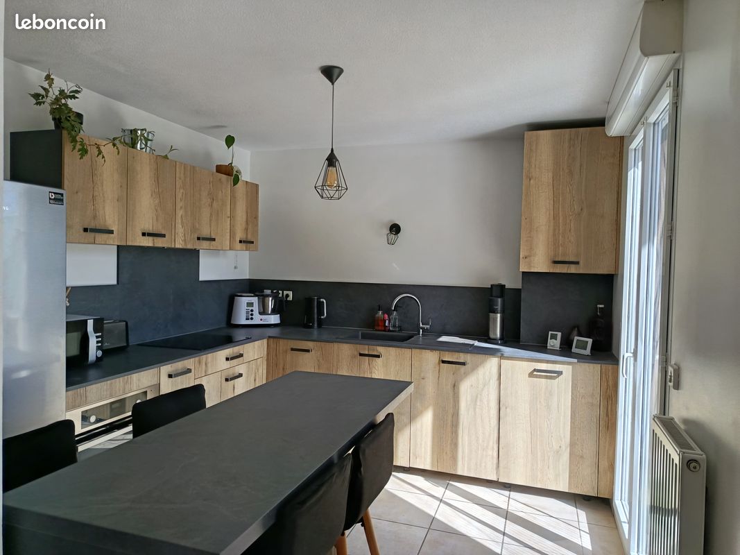 Appartement 3 pièces 68 m² · à Seyssins · 68 m² · 285 000 €