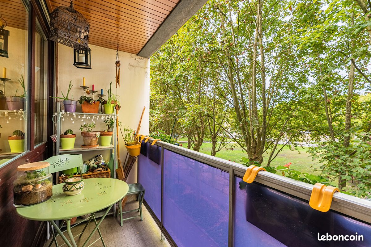 Appartement 4 pièces 100 m² · à Bordeaux · 100 m² · 370 000 €