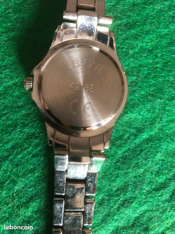 Montre Femme LBVVR à Quartz - Cadran Argenté, Bracelet Métallique Argenté 20mm - Style Habillé Vintage - Neuf Sans étiquette
