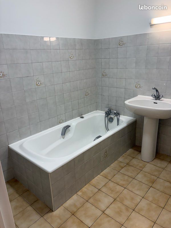 Appartement 3 pièces 62 m² · à La Motte-Servolex · 62,3 m² · 1 350 €