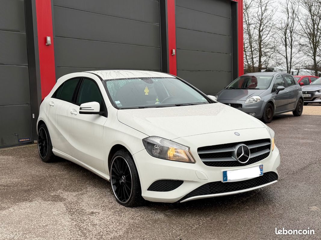 MERCEDES CLASSE A 200 CDI BlueEFFICIENCY Intuition (image 2)