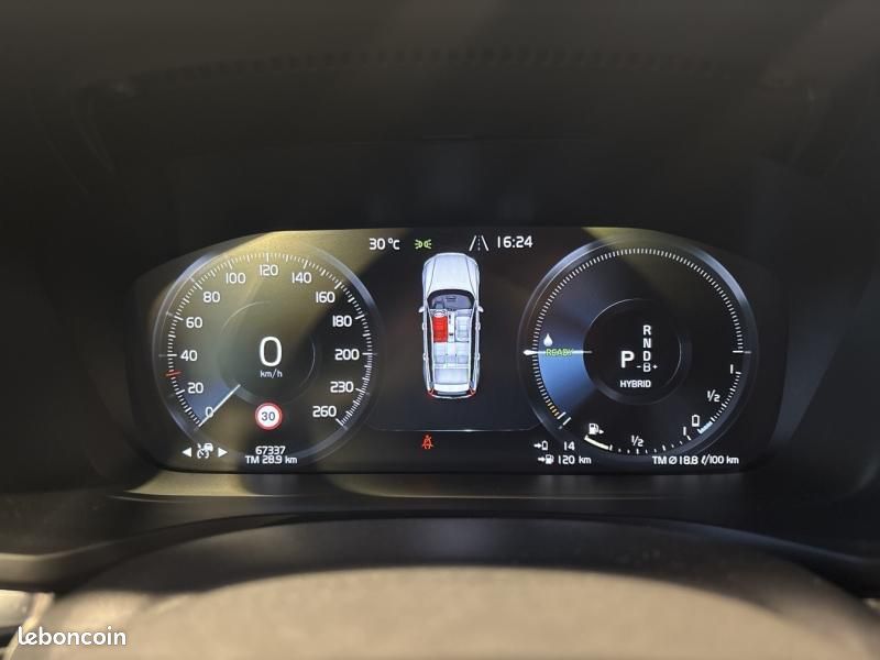 Volvo V60 T6 AWD 253+145ch R-Design Geartronic 8 (image 20)