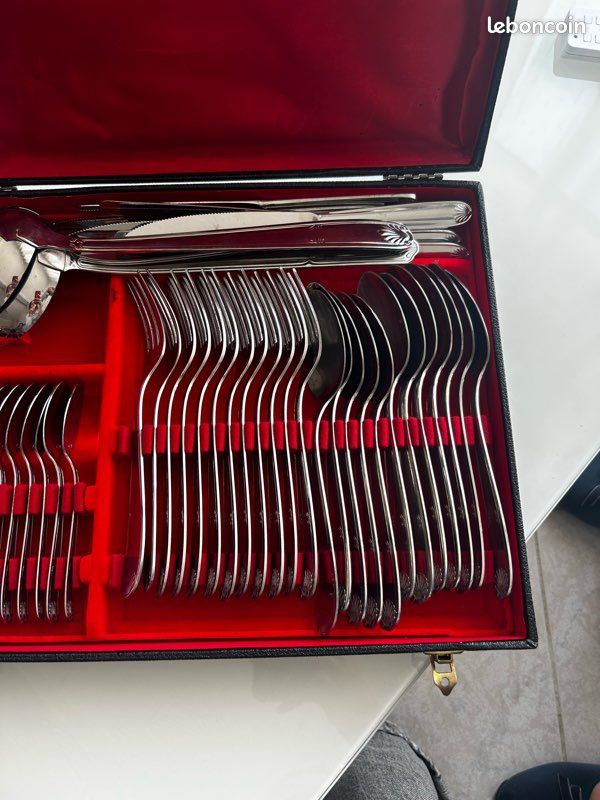 2 Plats De Service En Inox 18/10 Jean Couzon – Modèle MAZARIN – État Neuf