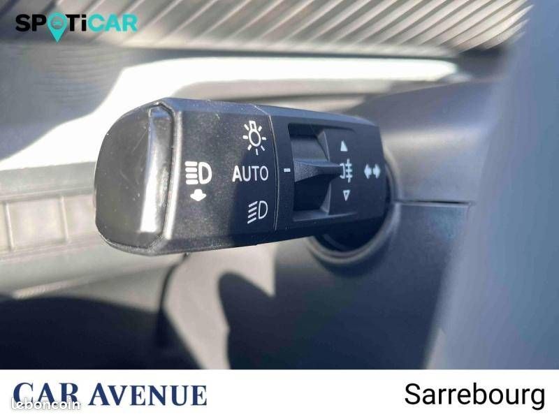 CITROEN C3 Hybride 110 ch Automatique Max (image 15)