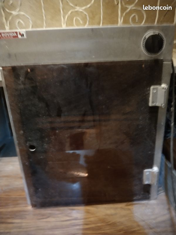 Armoire de stérilisation d'ustensiles de cuisine (image 2)