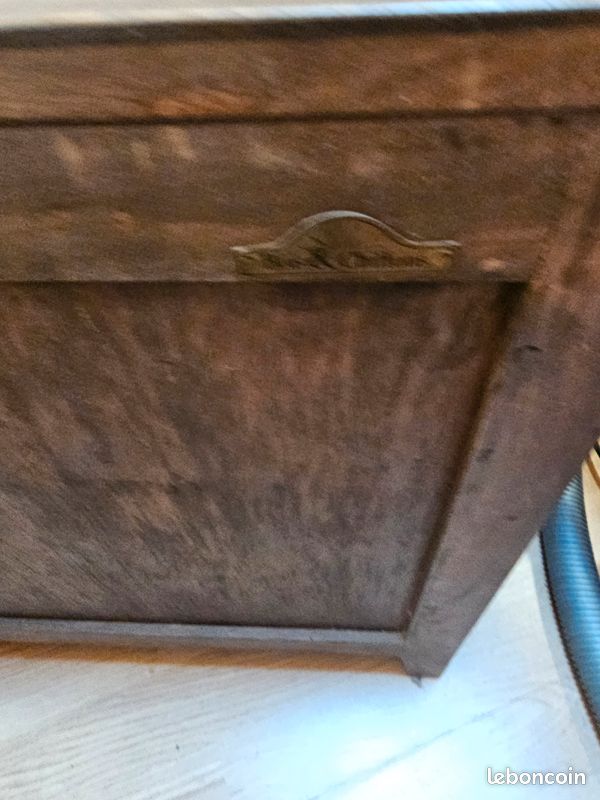 Meuble bois et chiffons (image 2)