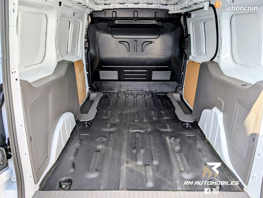 Ford Transit Connect 1.5L TDCI Ecoblue 100cv L2H1 trend 1ere Main (image 15)