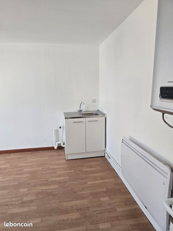 Appartement 1 pièce 18 m² · à Creil · 18 m² · 55 000 €