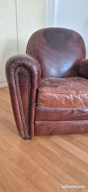 Fauteuil club clouté cuir vieilli véritable (image 2)