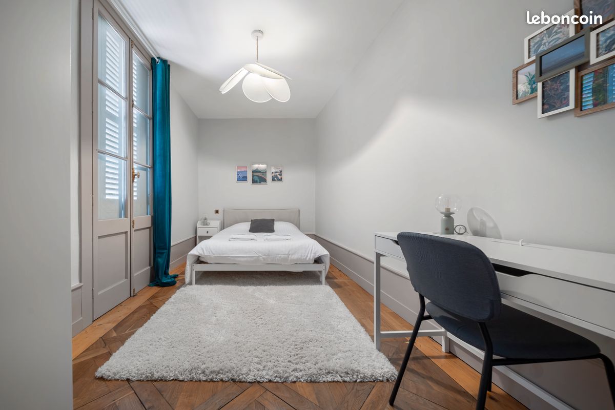 Appartement a louer lons-le-saunier - 4 pièce(s) - 104 m2 - Surfyn