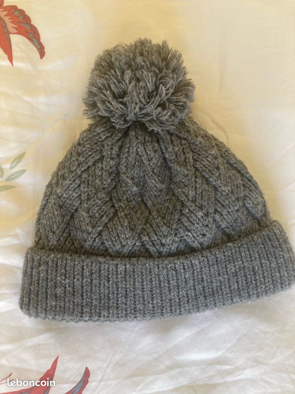 Bonnet Kiabi 2 / 4 ans TBE (image 2)