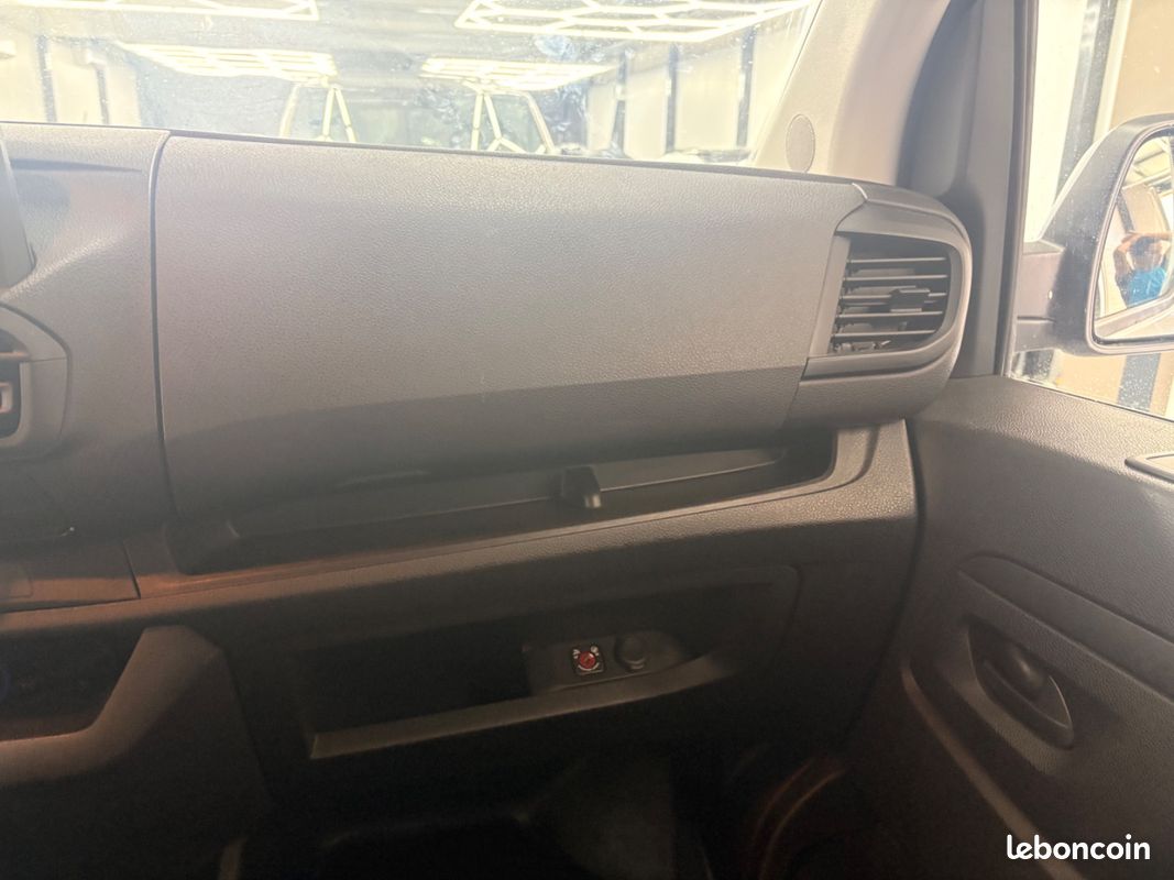 Peugeot EXPERT FOURGON M (L2) Cabine Repliable entretien complet/6 places (image 32)