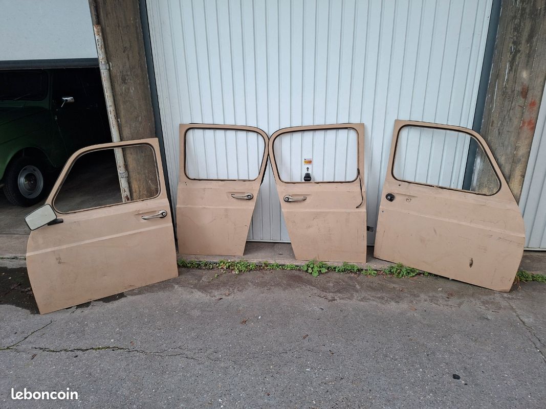 4 portes Renault 4L (image 1)
