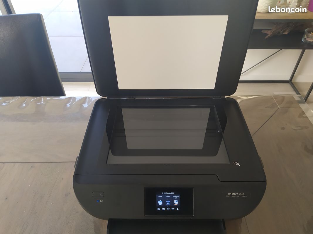 Imprimante Multifonctions HP ENVY 5640 (image 2)