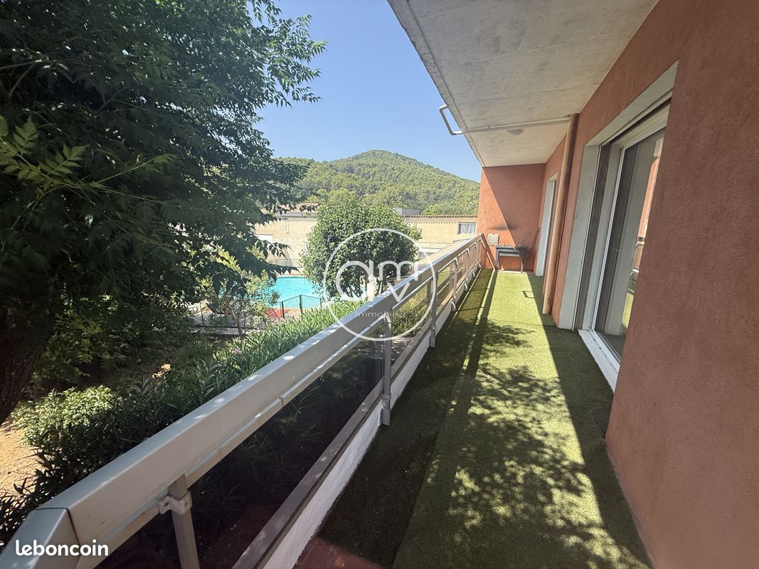 Appartement 3 pièces 102 m² · à Hyères · 102 m² · 1 620 €