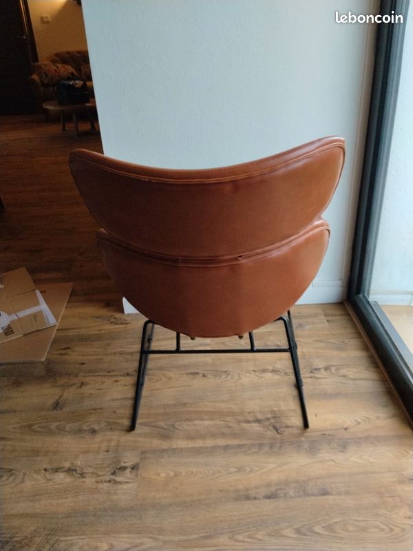 Fauteuil salon simili cuir design (image 3)