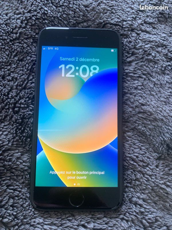 IPhone 8 (image 3)