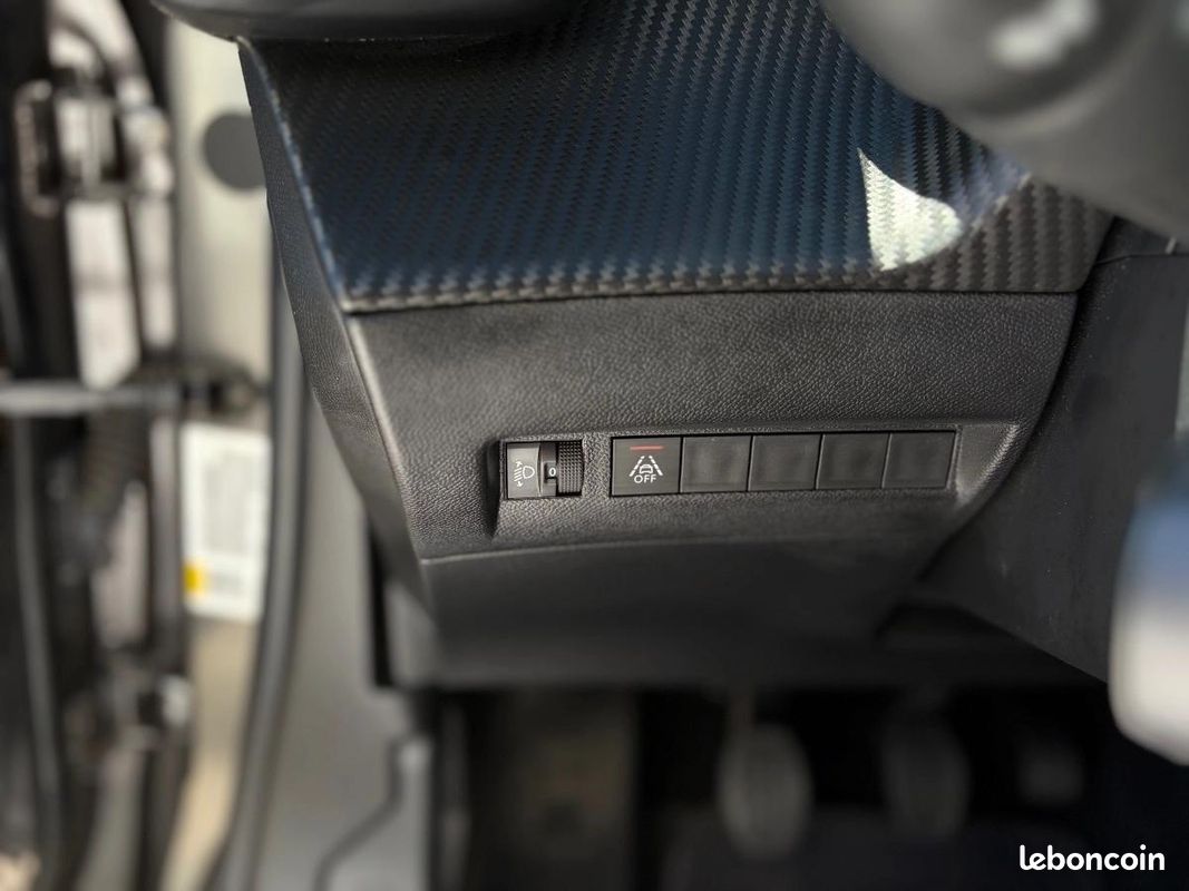 Peugeot 2008 ACTIVE PACK PHASE II 1.2 PURETECH 100 CV/CARPLAY/PREMIERE MAIN/GARANTIE 3 MOIS (image 24)
