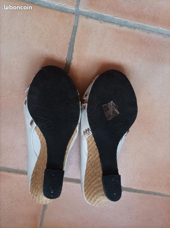 Chaussures talons compensés (image 4)