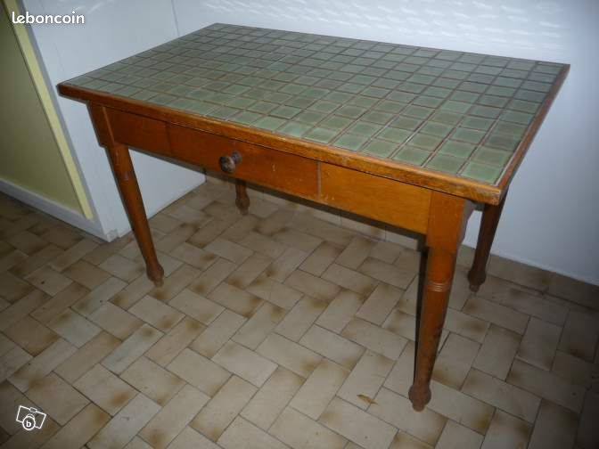 Table en bois carrelée 1.20x0.70 m A100 (image 1)