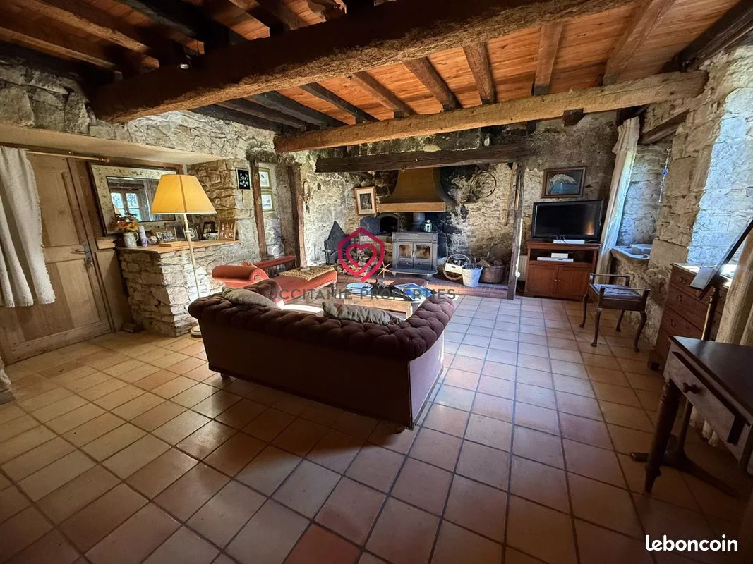 Propriété 6 pièces 204 m² (image 5)