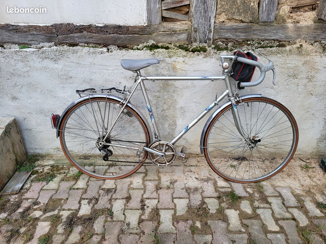 Vélo homme mi course (image 1)