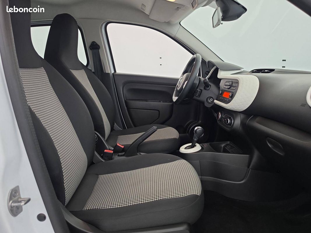RENAULT Twingo III E-Tech Authentic (image 14)