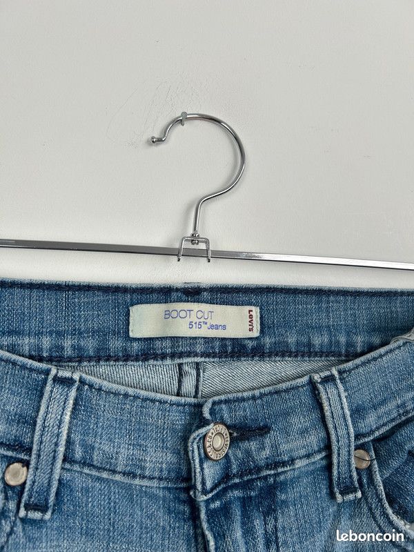Jeans Levi's 515 Femme Taille 6S - Bleu Denim - Coupe Bootcut - Occasion Très Bon État
