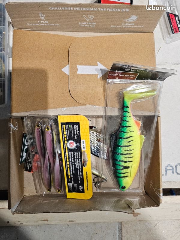 Énorme Lot De 150 Leurres De Pêche - Boîte Phantom III, Jitterbug, Heddon