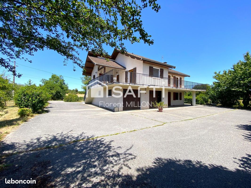 Maison 6 pièces 160 m² · à Izeaux · 160 m² · 343 000 €
